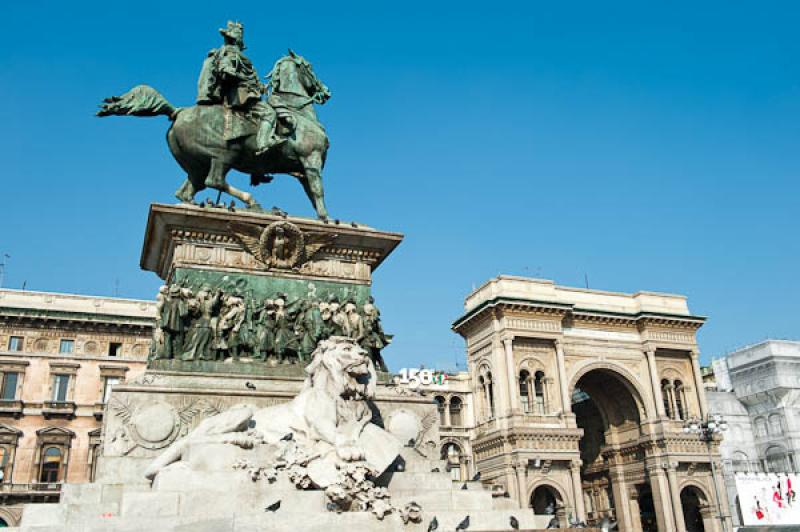 Plaza del Duomo, Milan, Lombardia, Italia, Europa ...