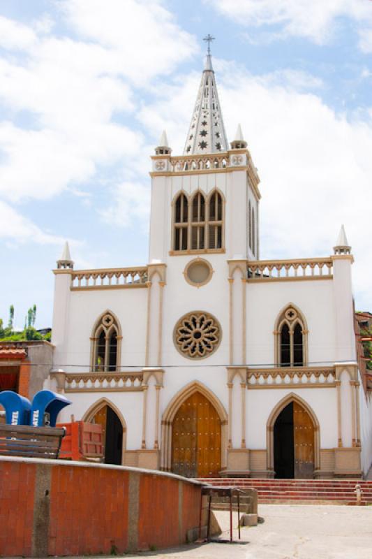 Iglesia Parroquial de San Isidro Labrador, Giraldo...