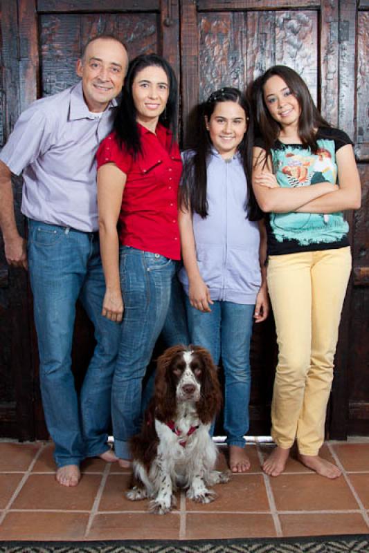 Familia con su Mascota