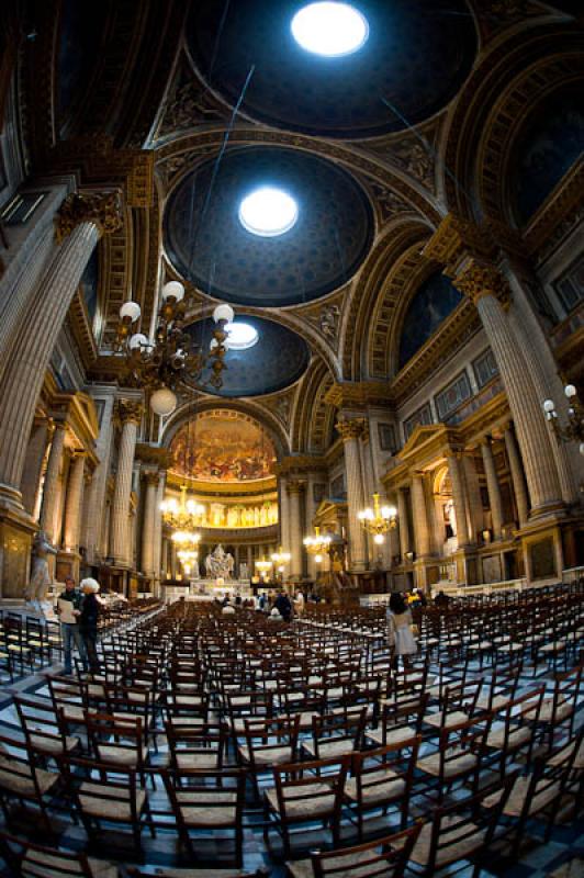 Iglesia de la Madeleine, Paris, Francia, Europa Oc...