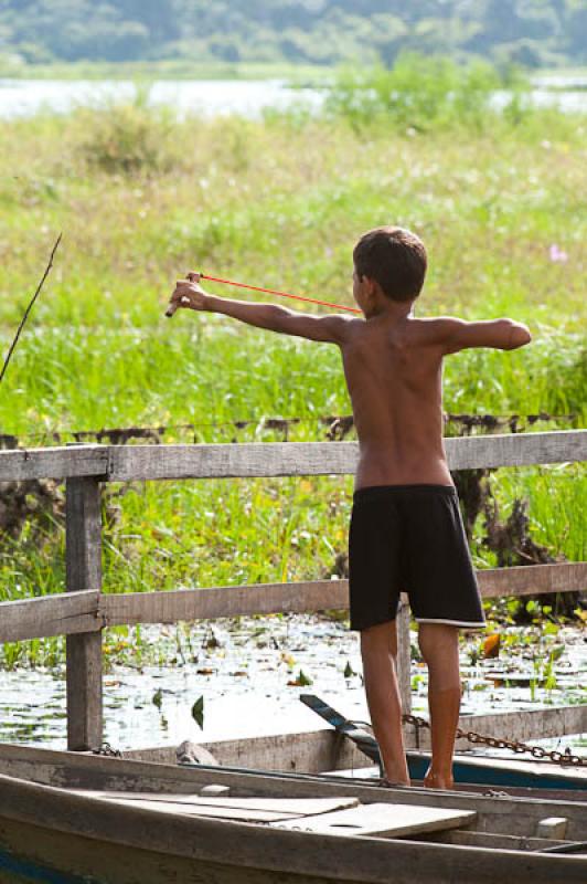 NiÃ±o Jugando, Lago de Maica, Santarem, Para, Br...