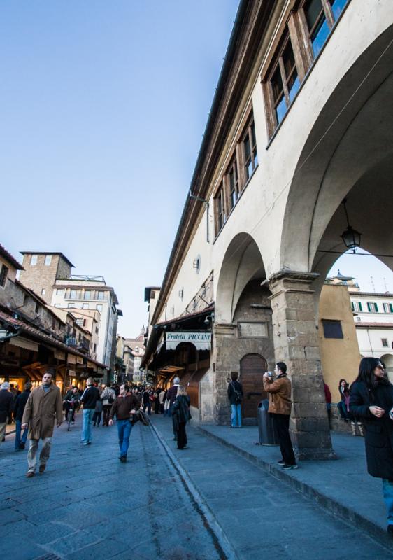 Puente Viejo, Florencia, Toscana, Italia, Europa O...