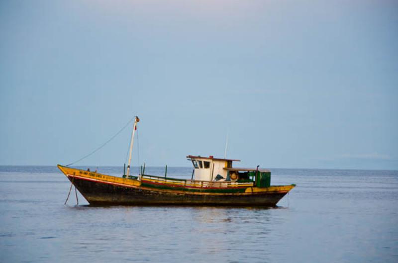 Barco Pesquero, Capurgana, Acandi, Golfo de Uraba,...