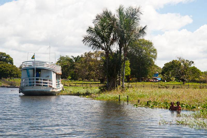 Viaje en Barco, Lago de Maica, Santarem, Para, Bra...