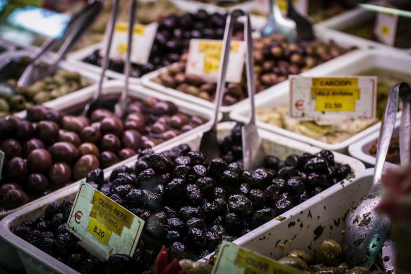 Venta de Aceitunas, Mercado de Sant`Ambrogio, Flor...