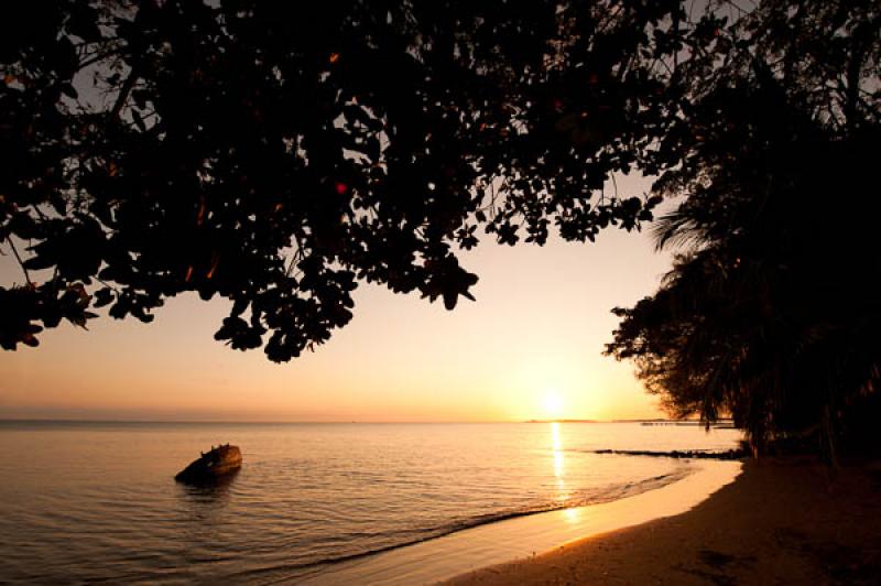 Ocaso en la Playa, San Onofre, Sucre, Sincelejo, C...