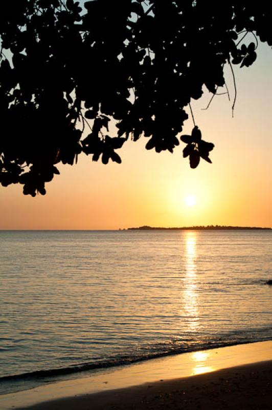 Ocaso en la Playa, San Onofre, Sucre, Sincelejo, C...