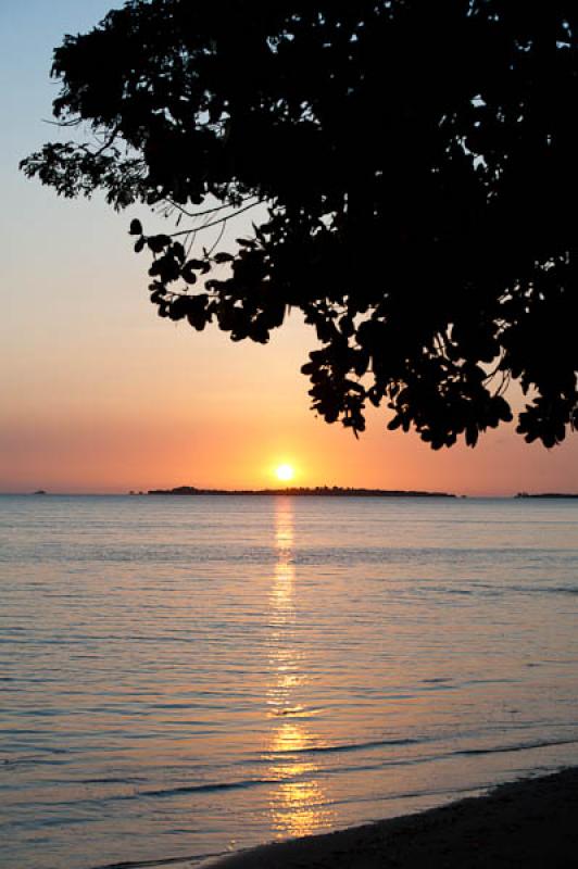 Ocaso en la Playa, San Onofre, Sucre, Sincelejo, C...