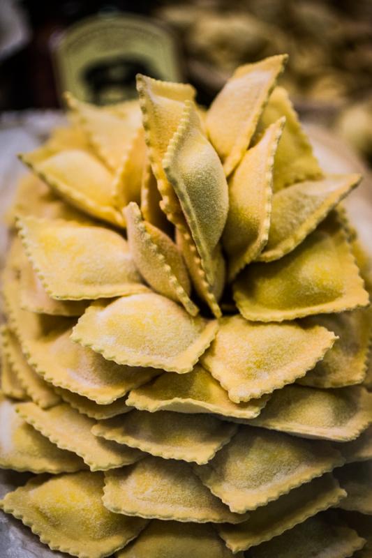 Venta de Ravioli, Mercado de Sant`Ambrogio, Floren...