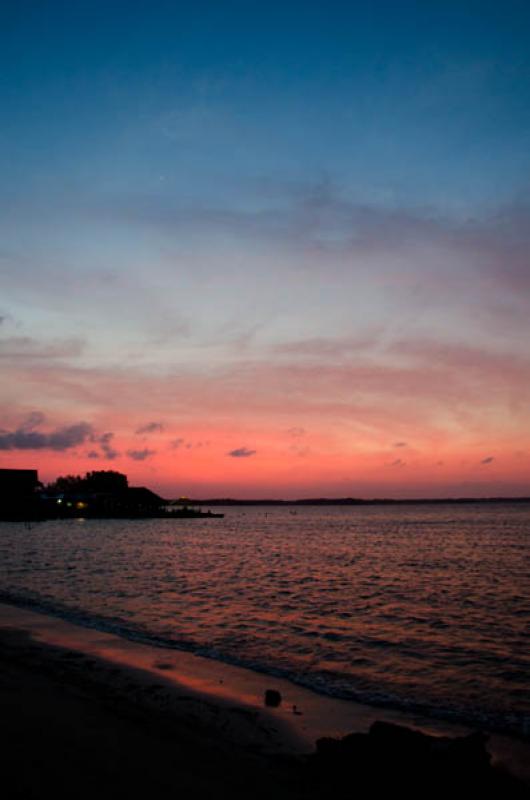 Atardece en Bahia de Cispata, San Antero, Cordoba,...