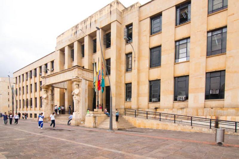 Palacio de Justicia, Plaza Civica Luis Carlos Gala...