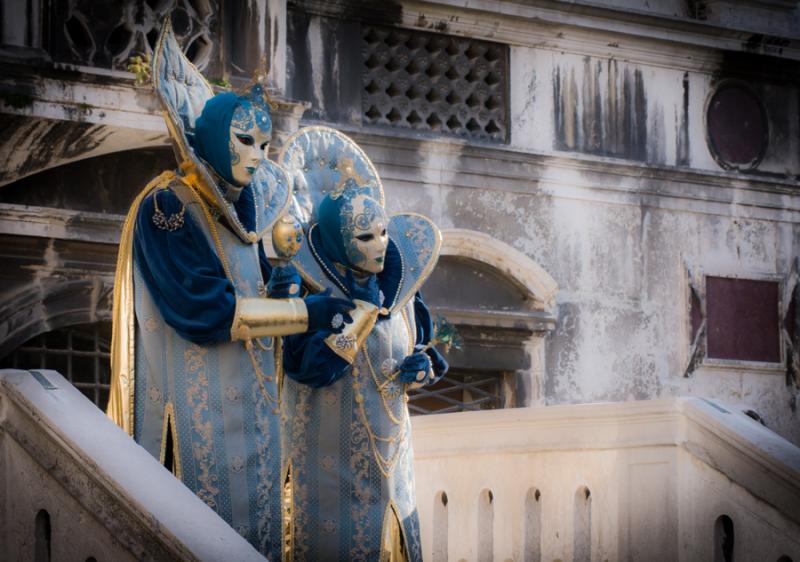 Pareja en el Carnaval Veneciano, Venecia, Veneto, ...