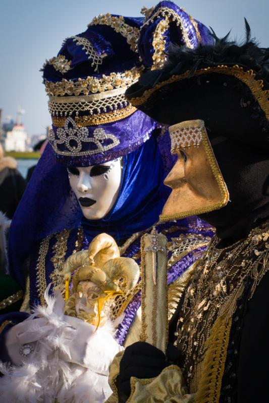 Pareja en el Carnaval Veneciano, Venecia, Veneto, ...