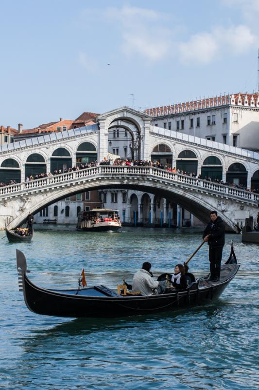 Puente Rialto, Venecia, Veneto, Italia, Europa Occ...