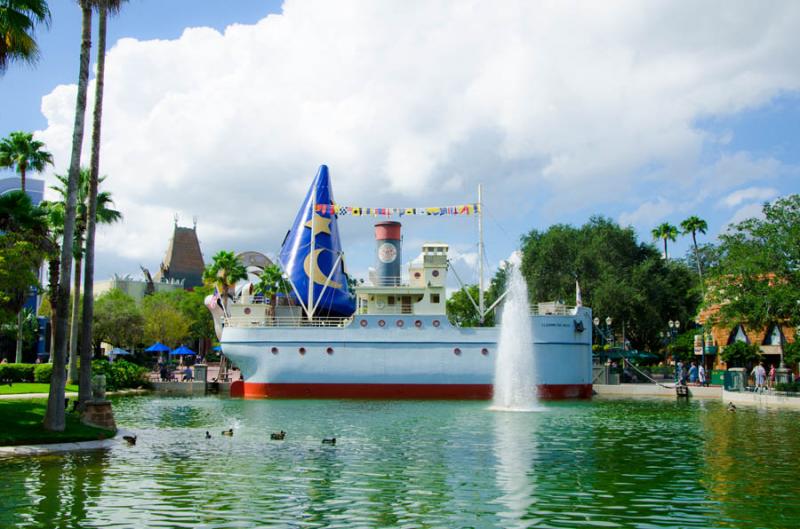 SS Down the Hatch Boat, Disney's Hollywood Studios...