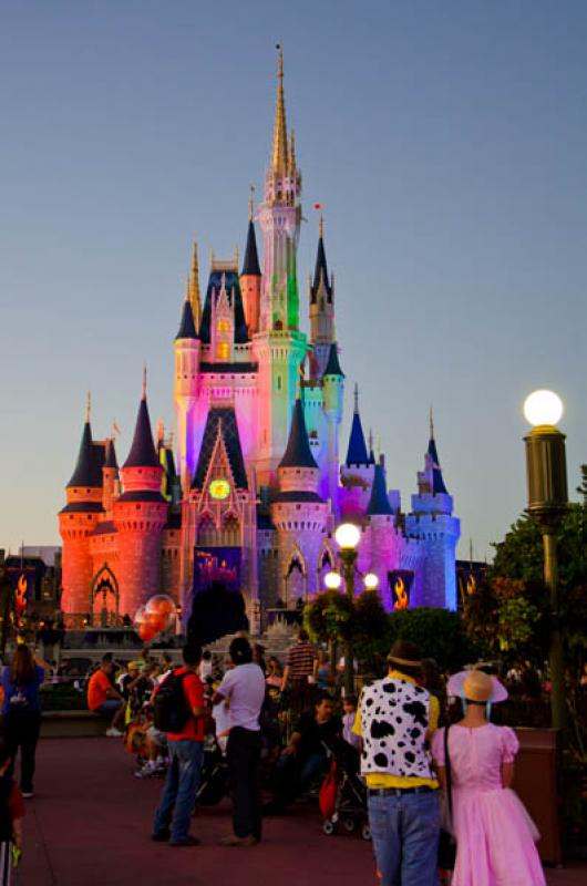 Castillo de Cenicienta, Magic Kingdom, Orlando, Fl...