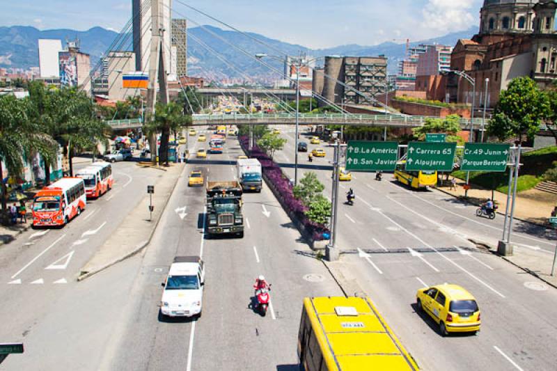 Avenida San Juan, Medellin, Antioquia, Colombia