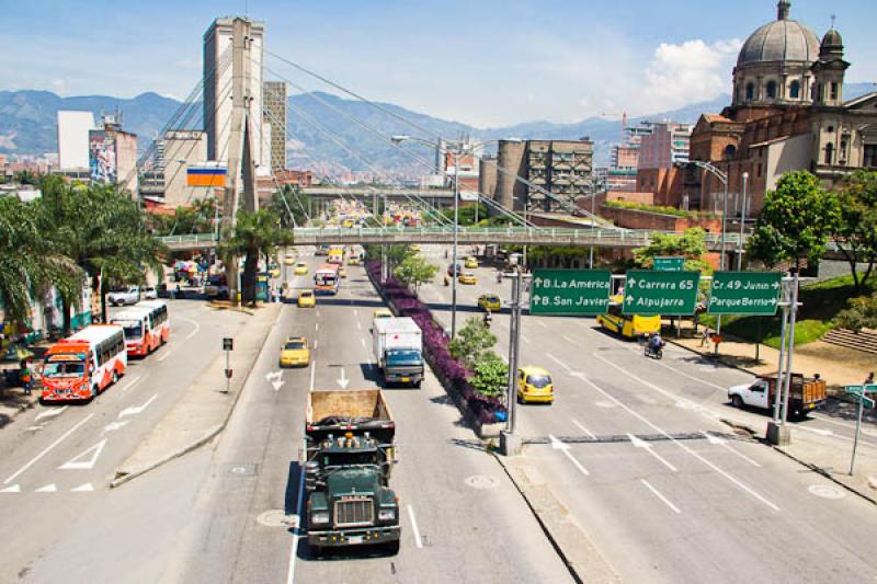 Avenida San Juan, Medellin, Antioquia, Colombia