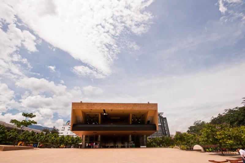 Heliostato, Parque de Los Deseos, Medellin, Antioq...