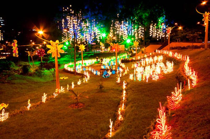 Parque Lineal La Presidenta, El Poblado, Medellin,...