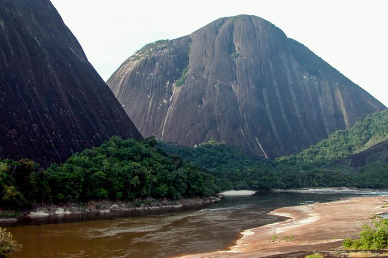 Cerros de Mavicure, Guainia