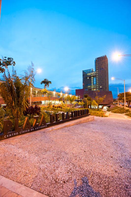 Plaza de La Libertad, Medellin, Antioquia, Colombi...