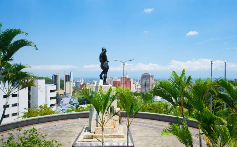 Estatua de Sebastian de Belalcazar, Cali, Santiago...