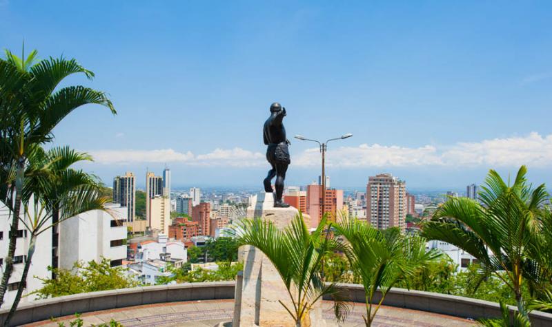 Estatua de Sebastian de Belalcazar, Cali, Santiago...