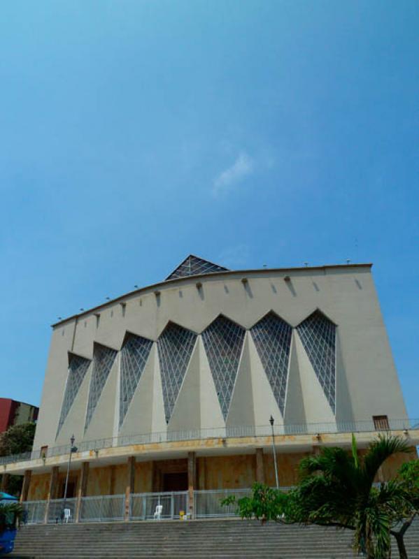 Catedral Metropolitana Maria Reina de Barranquilla...