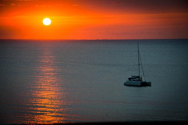 Yate en el Mar