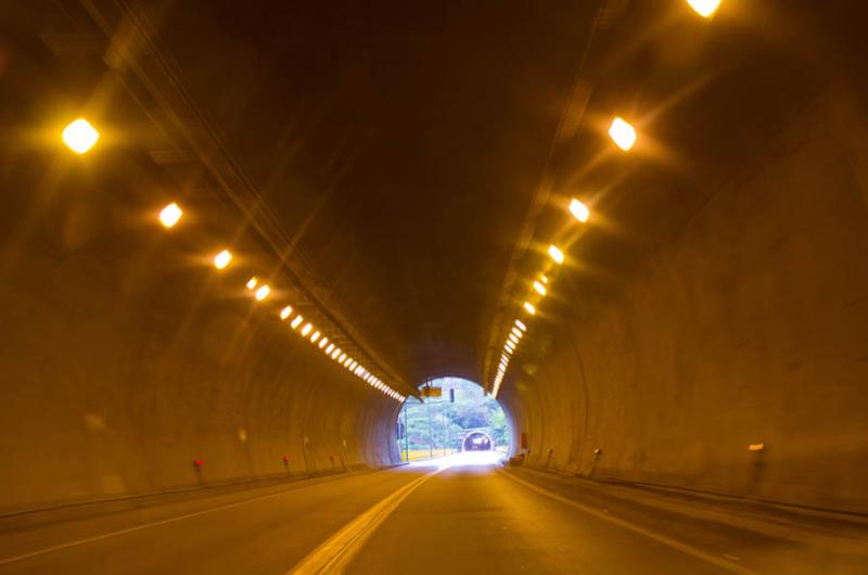 Tunel Misael Pastrana, Villavicencio, Meta, Colomb...