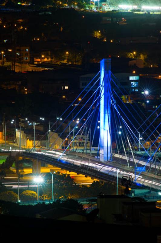 Puente de la Calle 4 Sur, Medellin, Antioquia, Col...