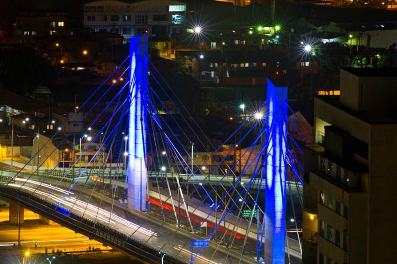 Puente de la Calle 4 Sur, Medellin, Antioquia, Col...