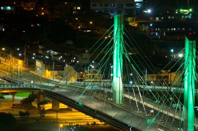 Puente de la Calle 4 Sur, Medellin, Antioquia, Col...