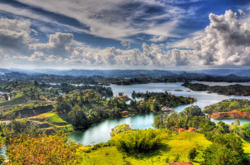 Embalse de Guatape, Guatape, El Peñol, Antioquia,...