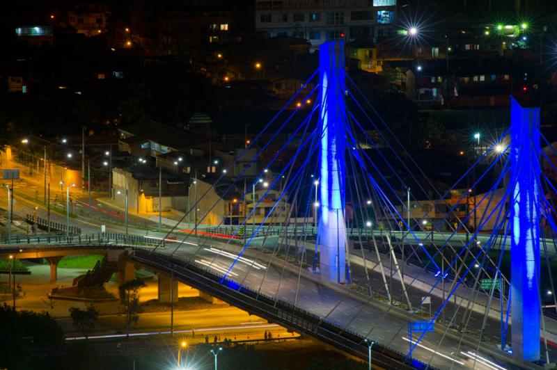 Puente de la Calle 4 Sur, Medellin, Antioquia, Col...