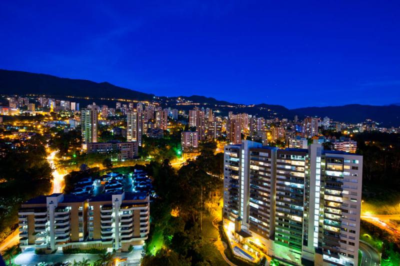 Panoramica de El Poblado, Medellin, Antioquia, Col...