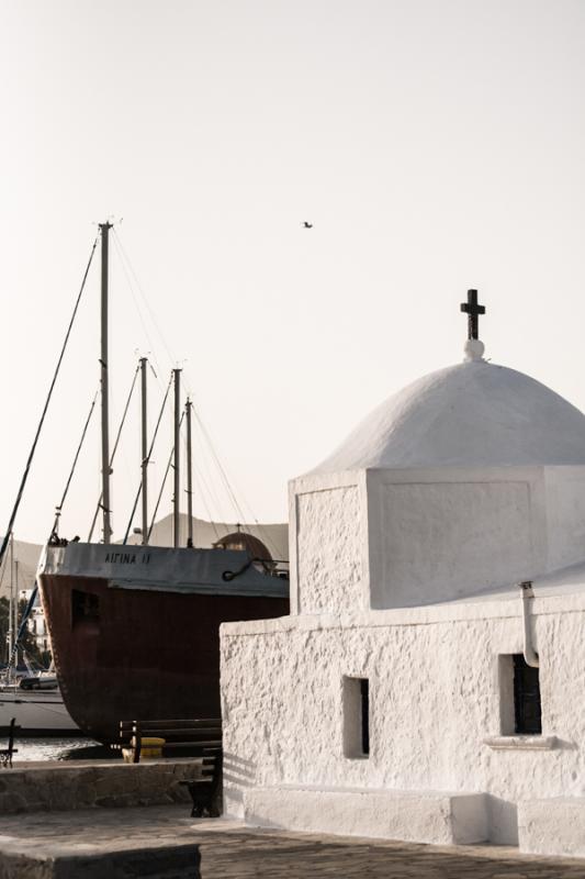 Iglesia Tipica de Egina, Grecia, Europa Occidental