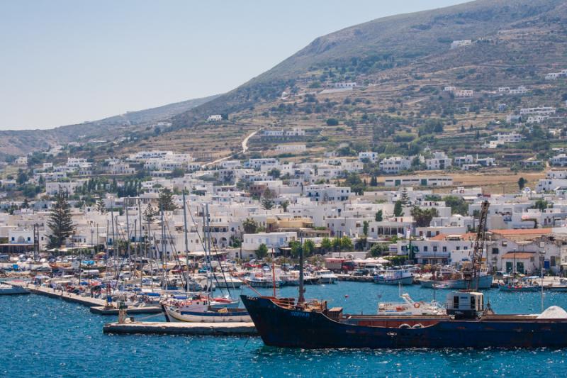 Puerto en Parikia, Paros, Grecia, Europa Occidenta...