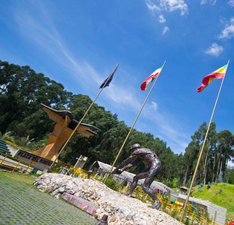 Monumento a los Mineros, Parque de la Sal, Zipaqui...