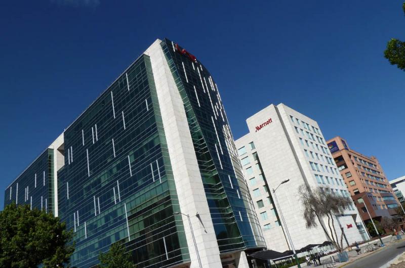 Bogota Corporate Center y Hotel Marriott de Bogota...