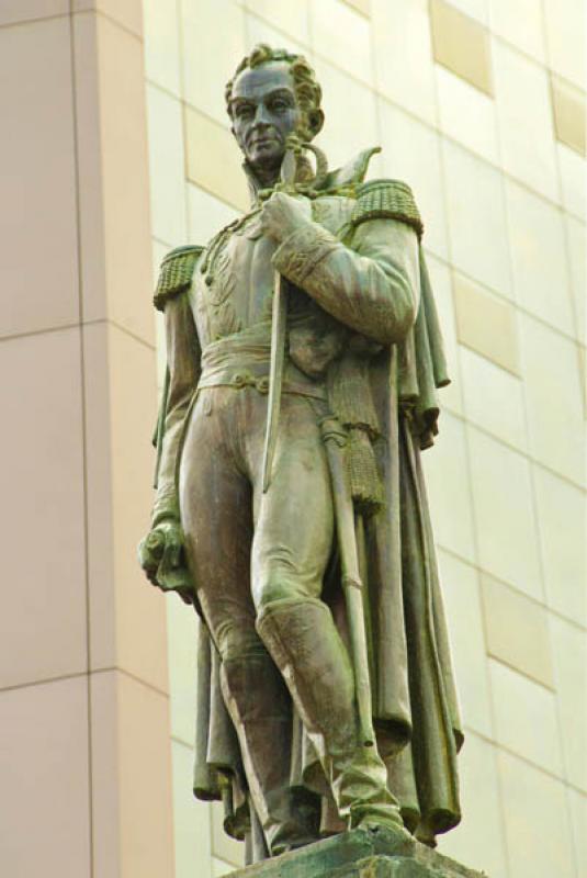 Monumento a Simon Bolivar, Plaza de Bolivar, Armen...