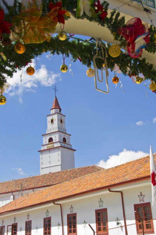 Santuario del Señor Caido de Monserrate, Cerro de...