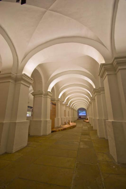 Sala de Arqueologia, Museo Nacional de Colombia, B...