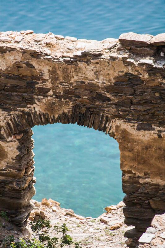 Ruinas de un Castillo Veneciano, Sifnos, Islas de ...