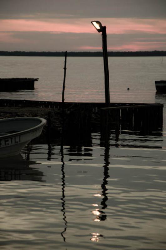 Atardece en Bahia de Cispata, San Antero, Cordoba,...