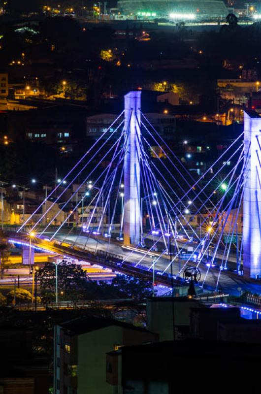 Puente de la Calle 4 Sur, Medellin, Antioquia, Col...