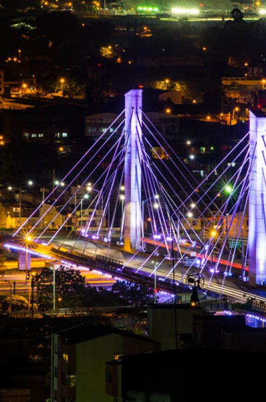 Puente de la Calle 4 Sur, Medellin, Antioquia, Col...