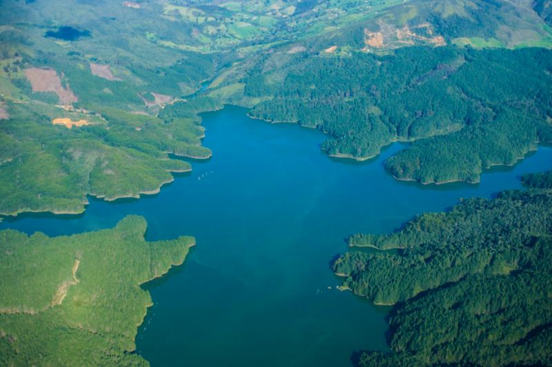 Embalse Entrerrios, Antioquia, Colombia