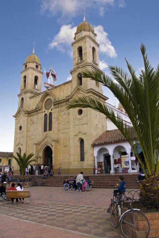 Parroquia El Señor de los Milagros, Aquitania, Bo...